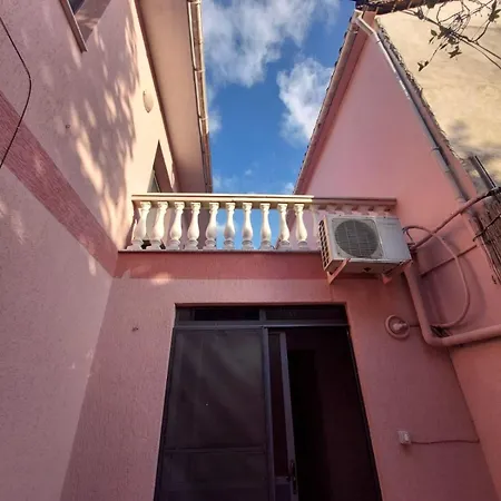 Bed and breakfast Gex Tirana