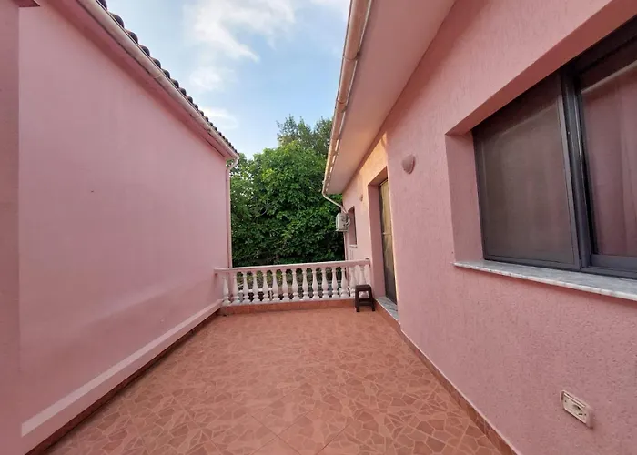 Gex Bed & Breakfast *